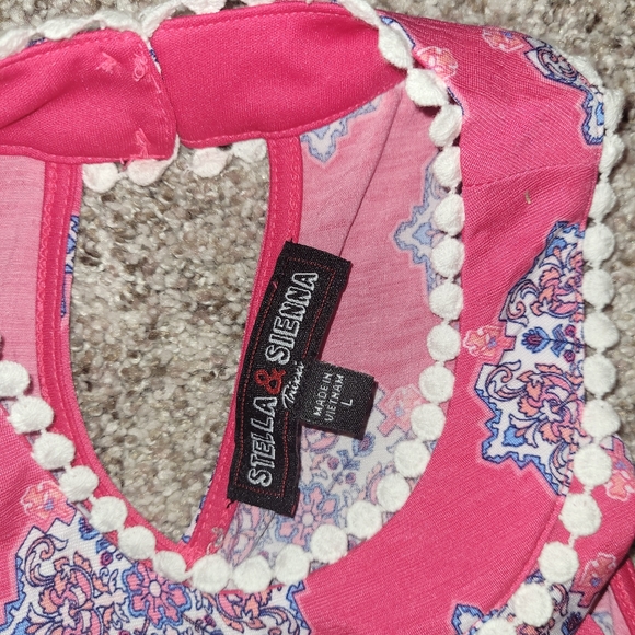 Girls Dress - Picture 2 of 3